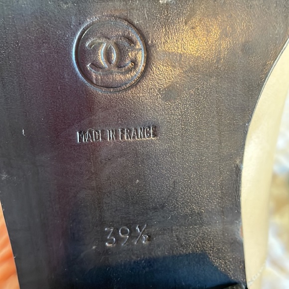 CHANEL heeled oxfords - Picture 10 of 11